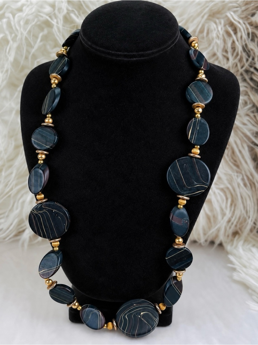 Pretty black swirl, and goldtone costume necklace